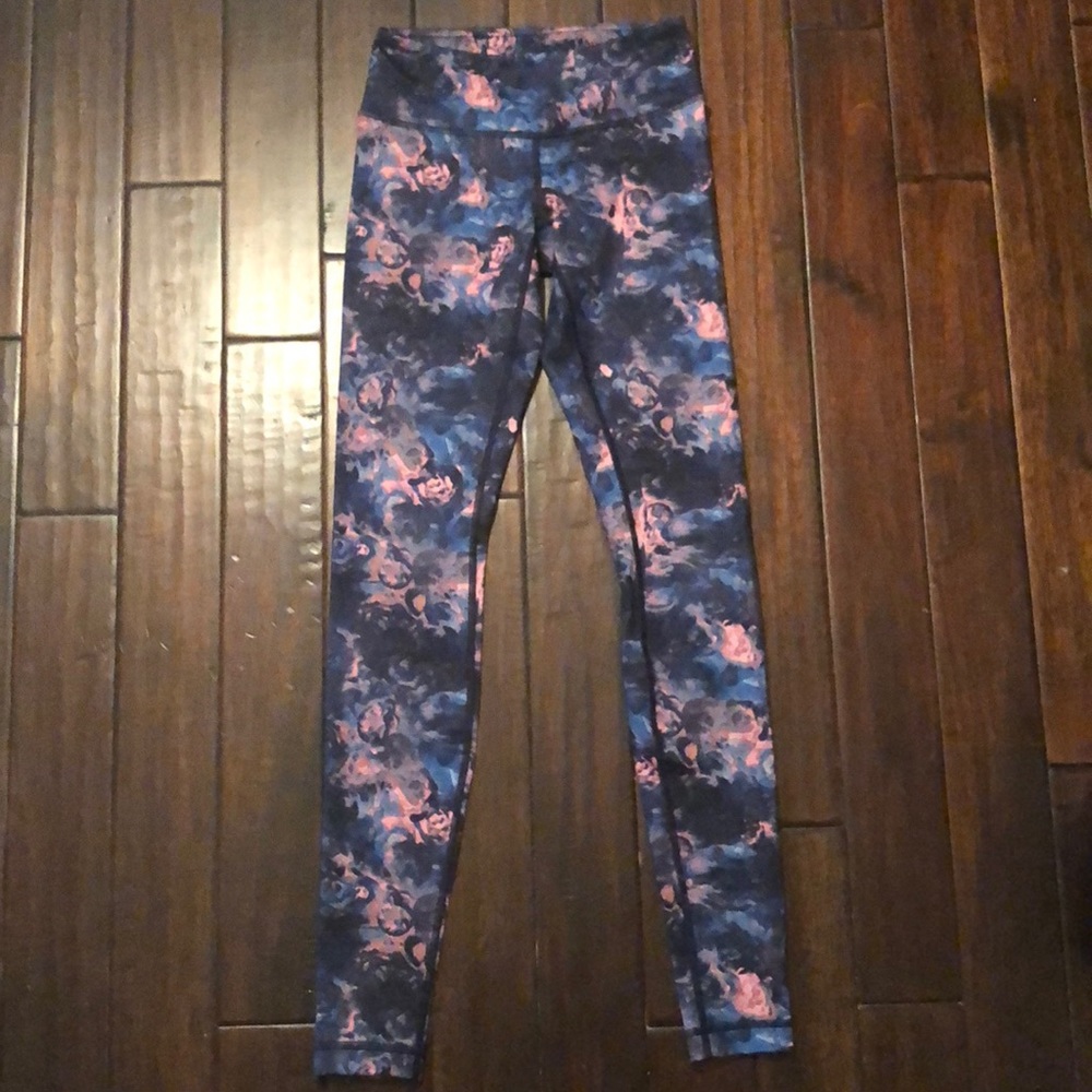 Lululemon flowered full length yoga pants